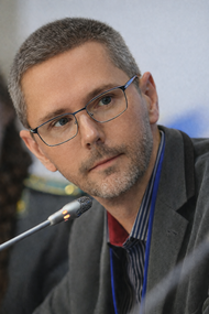 dr Rafał Kęsek